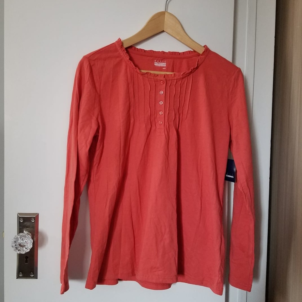 NWT Basic Editions Women’s Brown Pleated Blouse